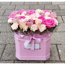 Aranjament Flowers Trandafiri Pastel AR79